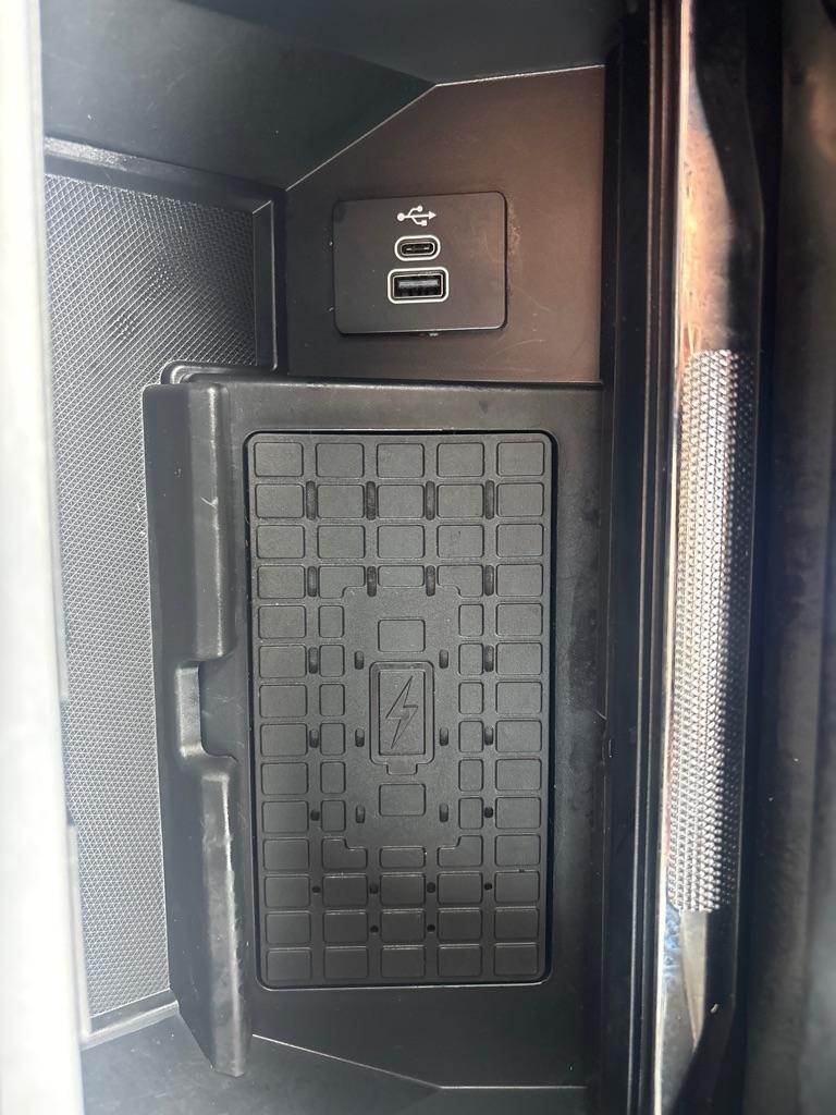 Ford F-150 Lariat 4WD SuperCrew 5.5' Box 2025