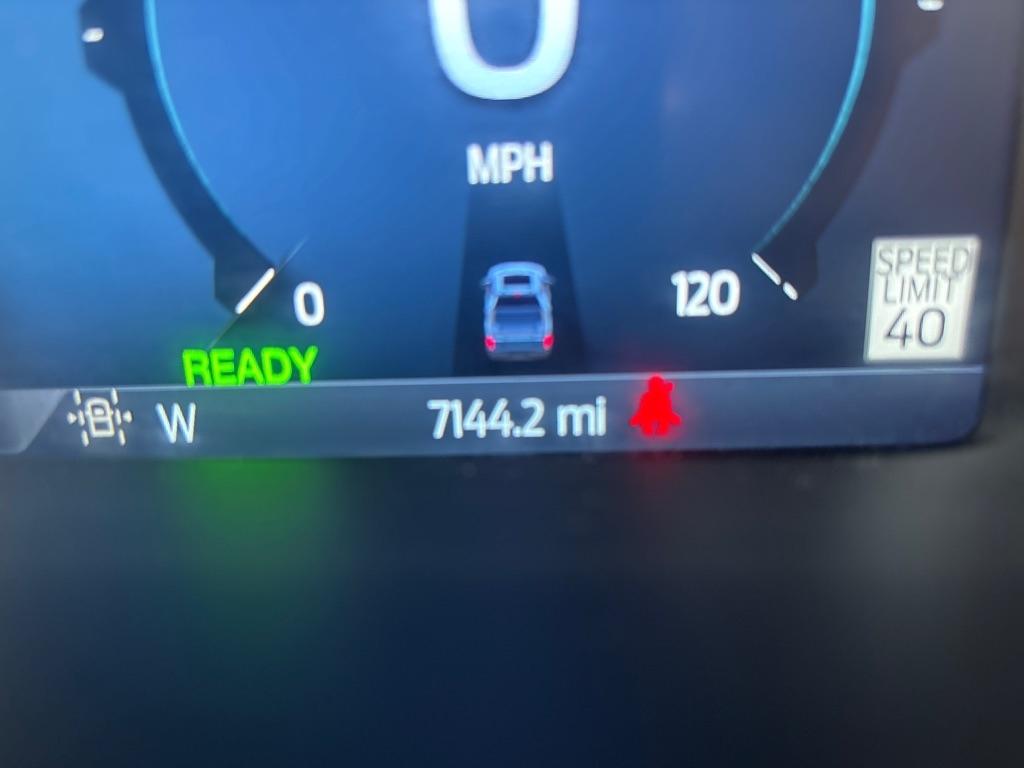 Ford F-150 Lariat 4WD SuperCrew 5.5' Box 2025