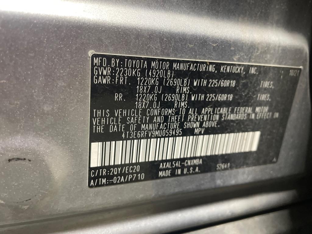 Toyota RAV4 Hybrid XSE AWD (Natl) 2021