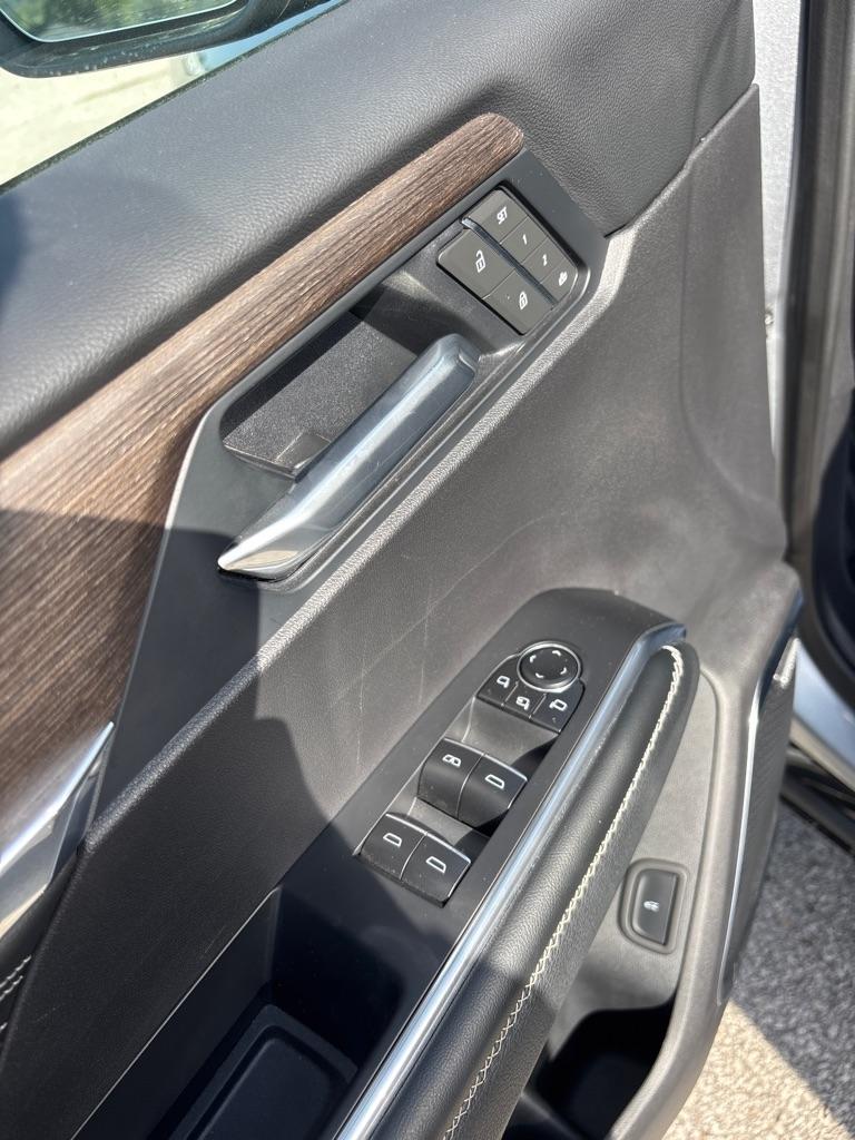GMC Acadia AWD 4dr Denali 2025