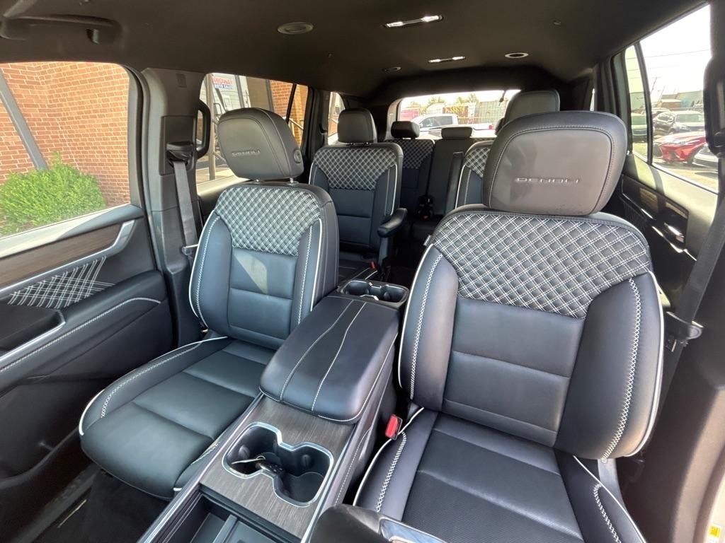 GMC Acadia AWD 4dr Denali 2025