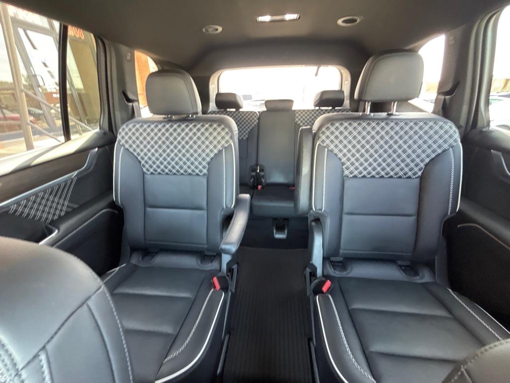 GMC Acadia AWD 4dr Denali 2025