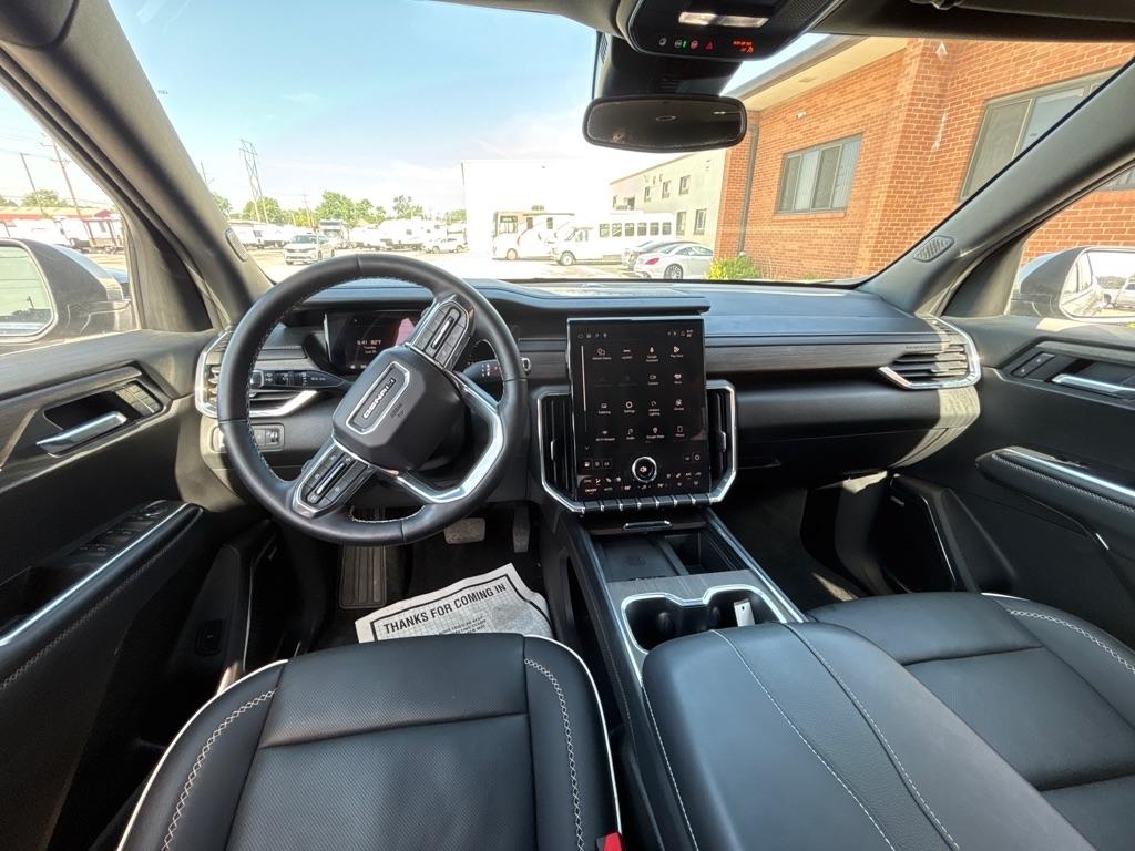 GMC Acadia AWD 4dr Denali 2025