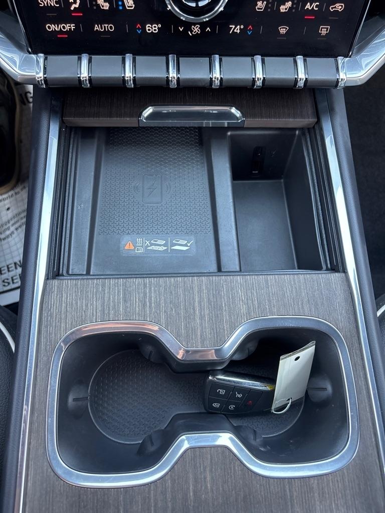 GMC Acadia AWD 4dr Denali 2025