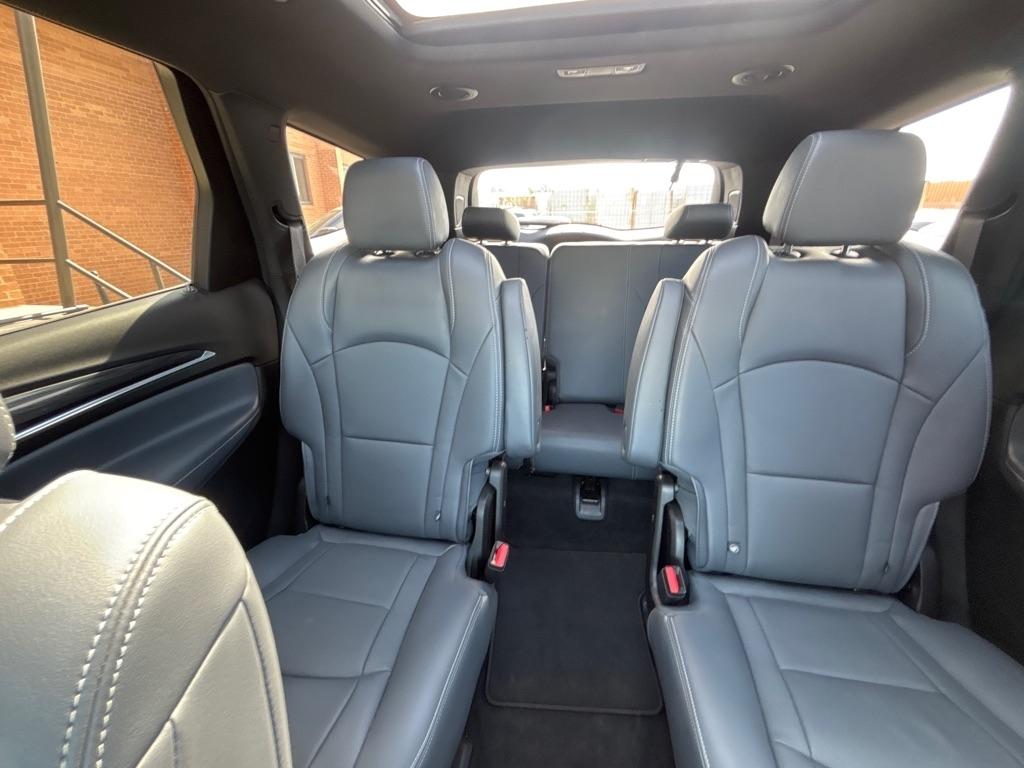 Buick Enclave FWD 4dr Premium 2024