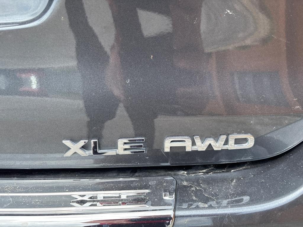 Toyota Highlander Platinum AWD (Natl) 2023
