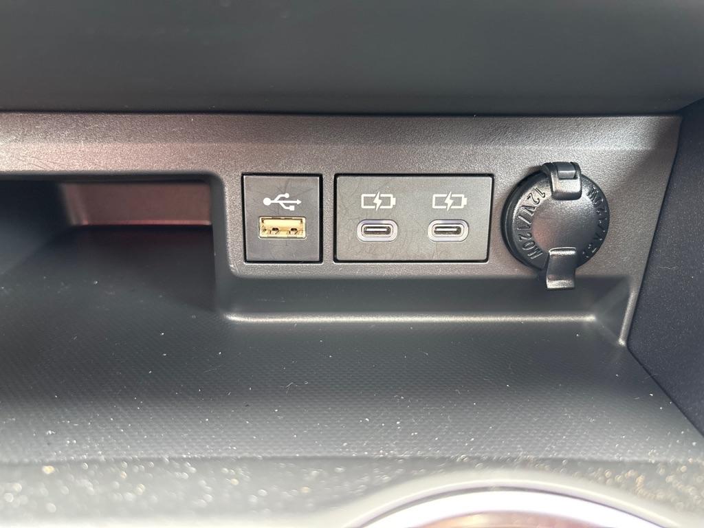 Toyota Highlander Platinum AWD (Natl) 2023