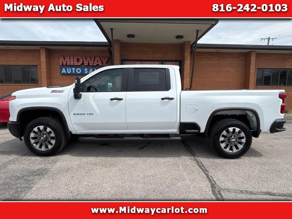 2026 Chevrolet Silverado 2500HD 4WD Crew Cab 159" Custom