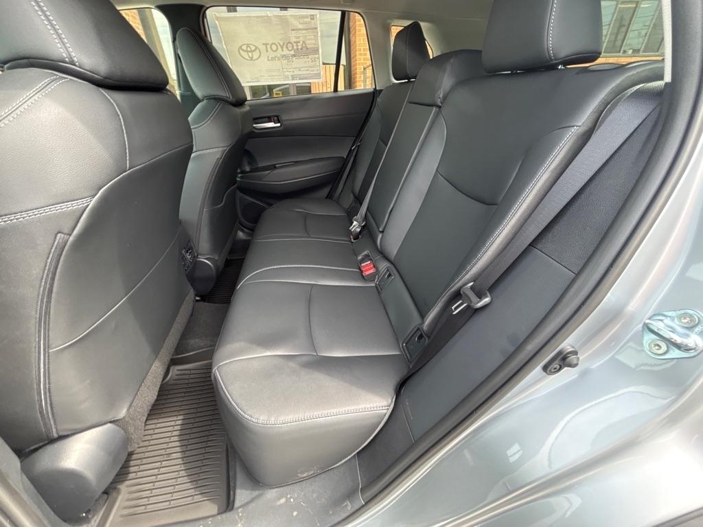 Toyota Corolla Cross XLE 2WD (Natl) 2026