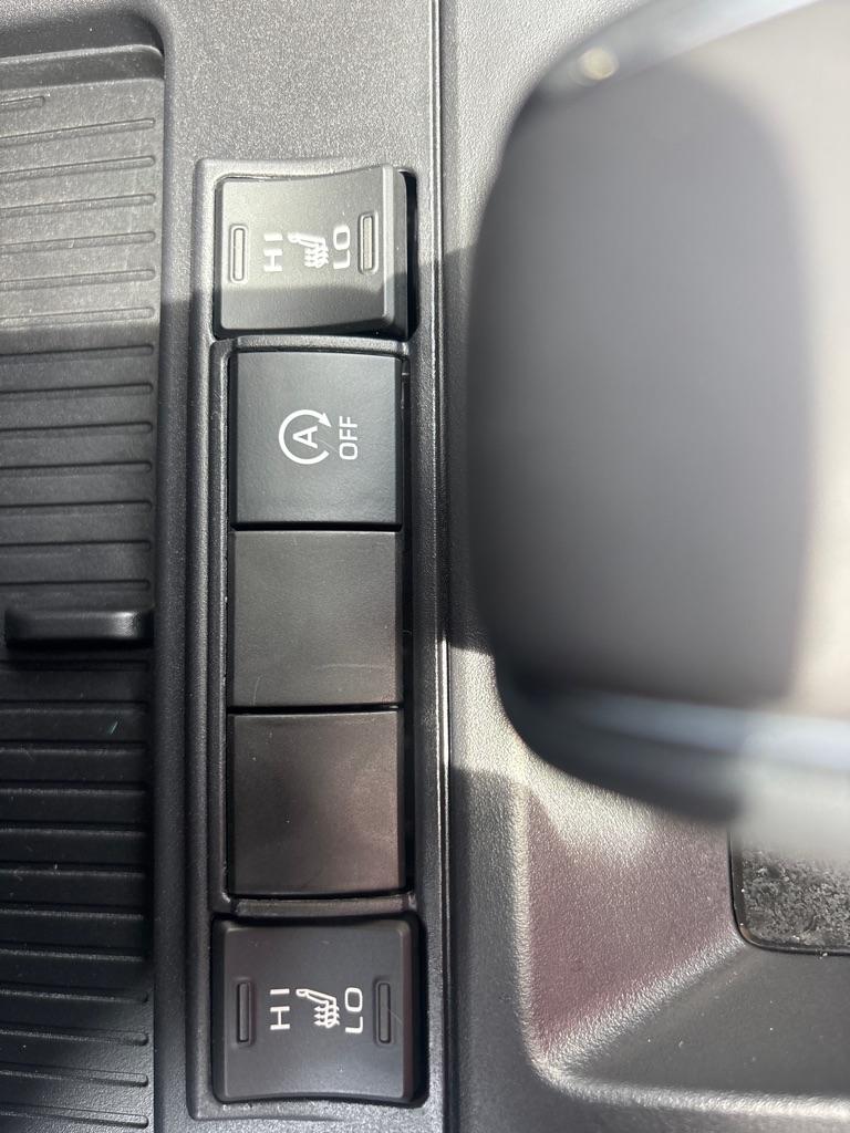 Toyota Corolla Cross XLE 2WD (Natl) 2026