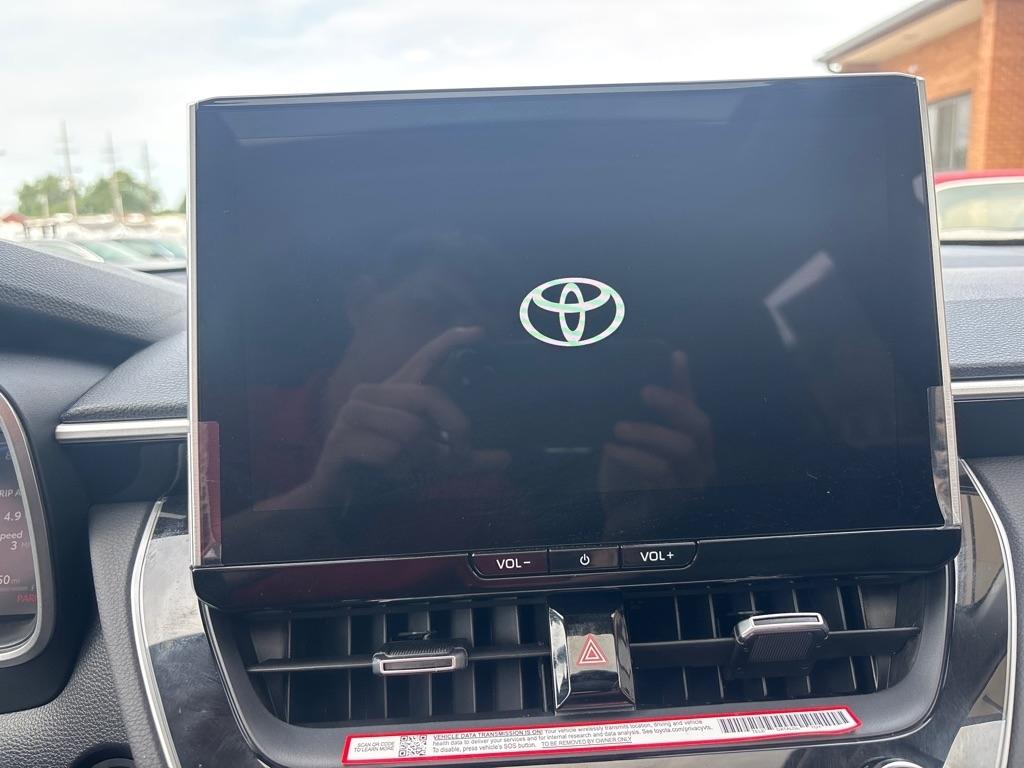 Toyota Corolla Cross XLE 2WD (Natl) 2026