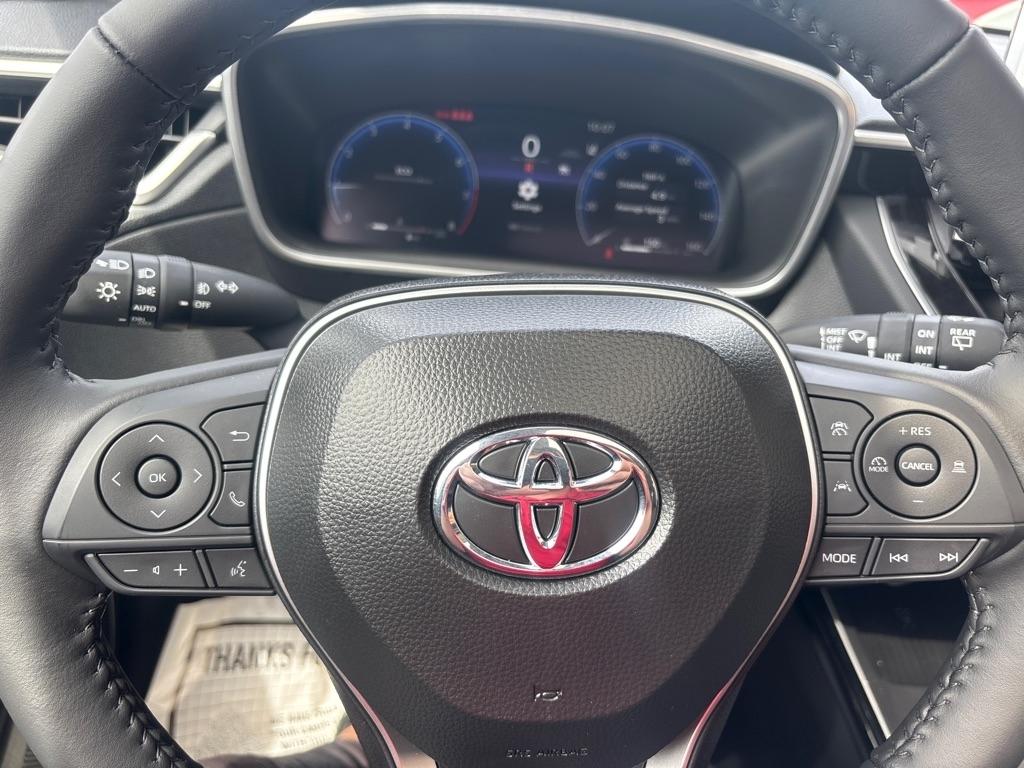 Toyota Corolla Cross XLE 2WD (Natl) 2026