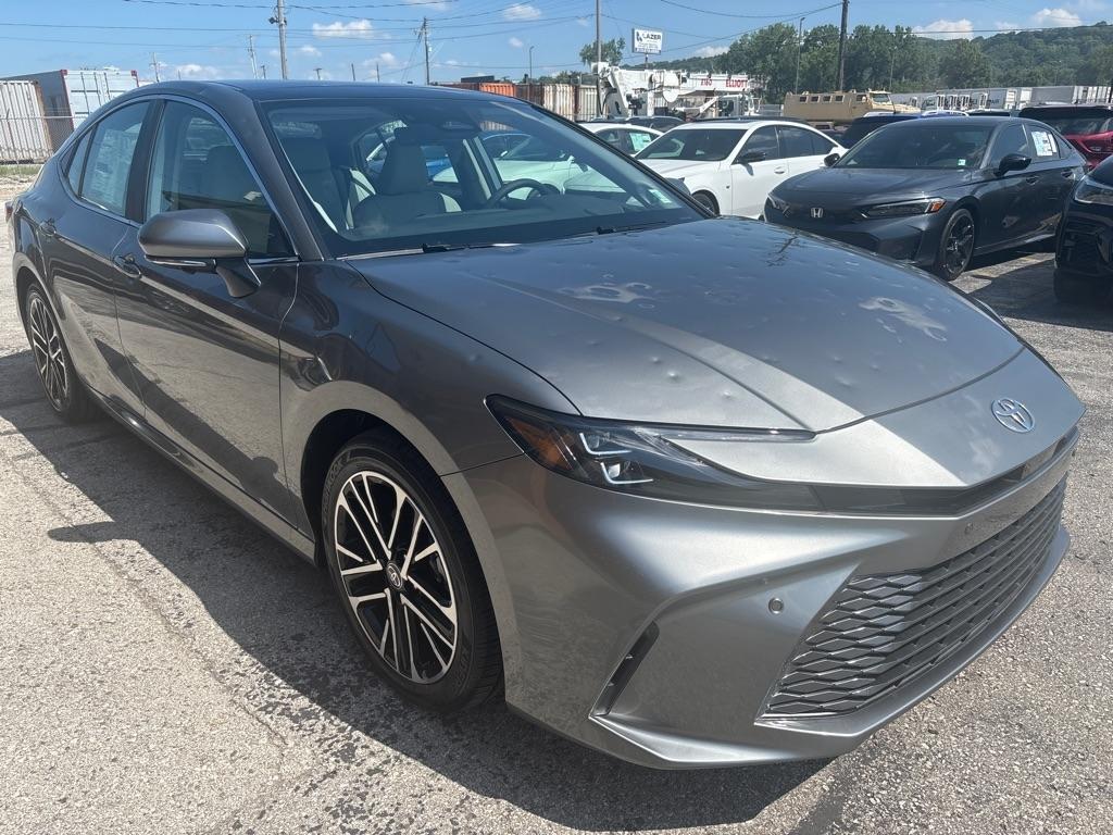 Toyota Camry Nightshade (Natl) 2026