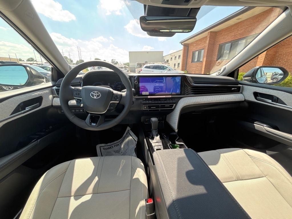 Toyota Camry Nightshade (Natl) 2026