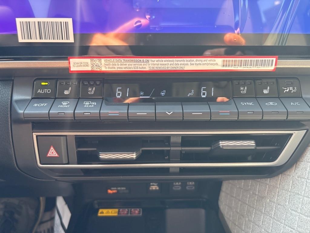 Toyota Camry Nightshade (Natl) 2026