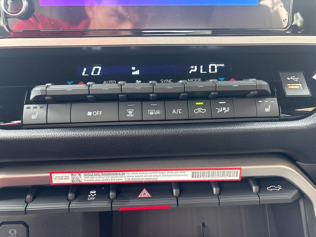 Toyota Tundra SR5 CrewMax 5.5' Bed (Natl) 2026