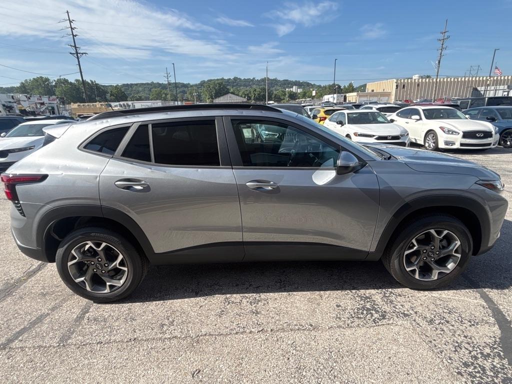 Chevrolet Trax FWD 4dr LT 2026