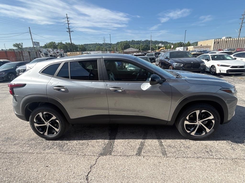 Chevrolet Trax FWD 4dr 1RS 2026