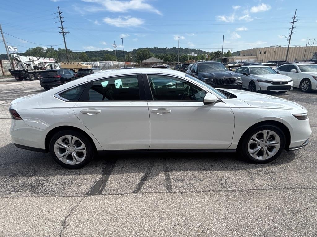 Honda Accord LX CVT 2026
