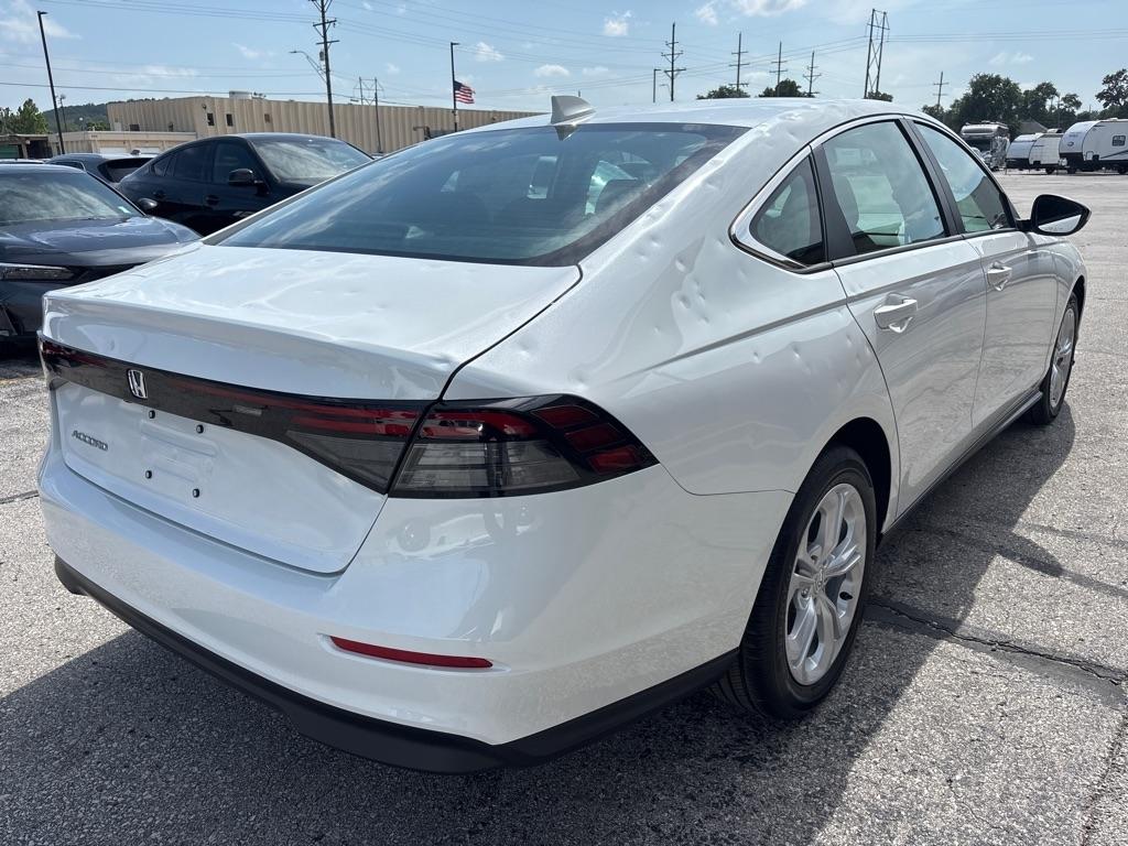 Honda Accord LX CVT 2026