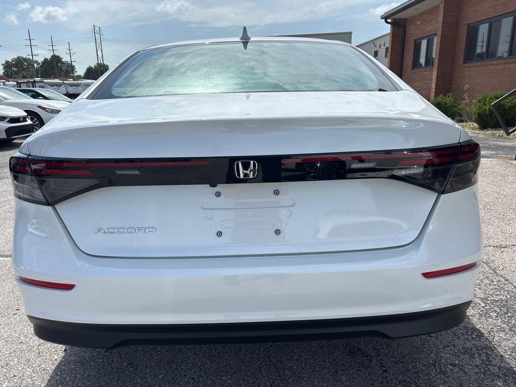 Honda Accord LX CVT 2026