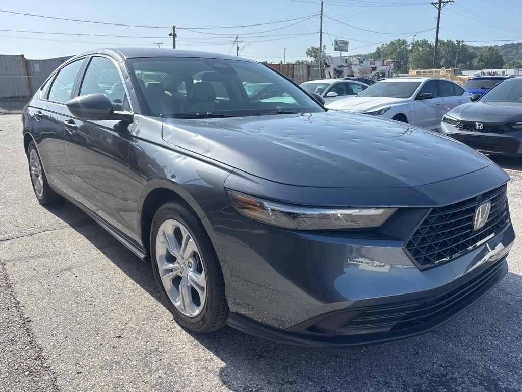 Honda Accord LX CVT 2026