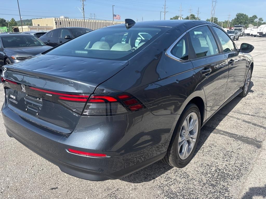 Honda Accord LX CVT 2026
