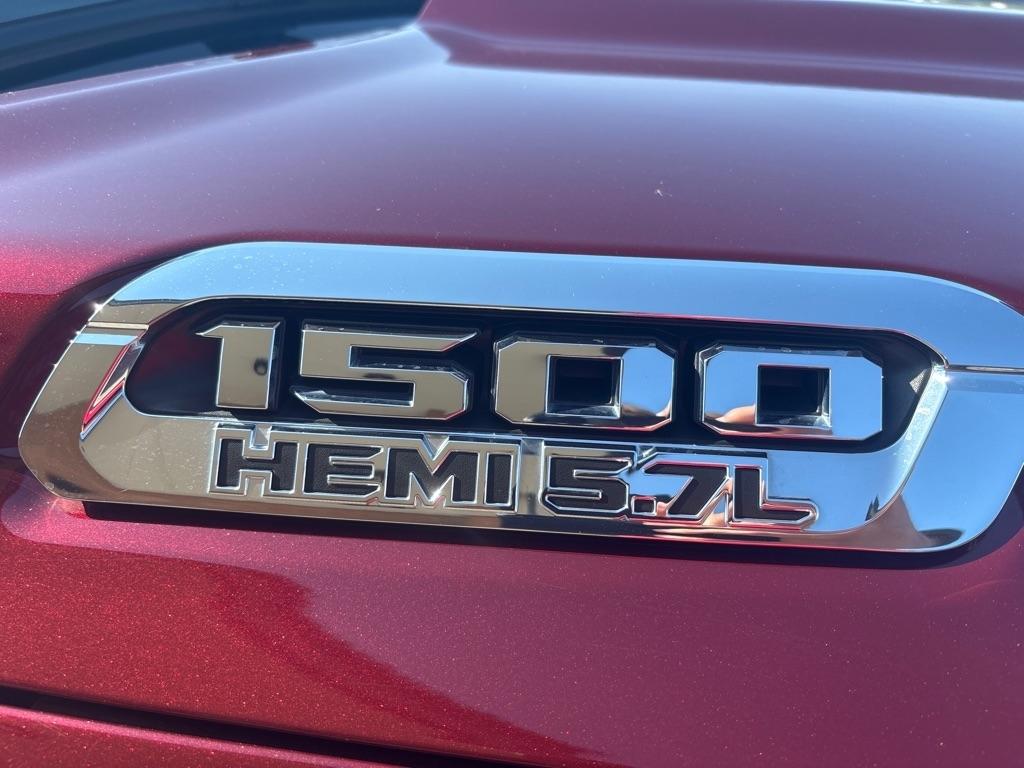 RAM 1500 Longhorn 4x2 Crew Cab 5'7" Box 2020