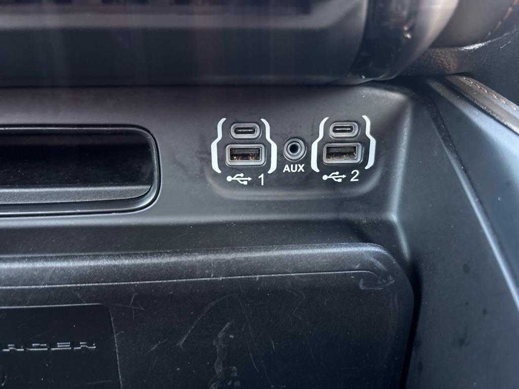 RAM 1500 Longhorn 4x2 Crew Cab 5'7" Box 2020