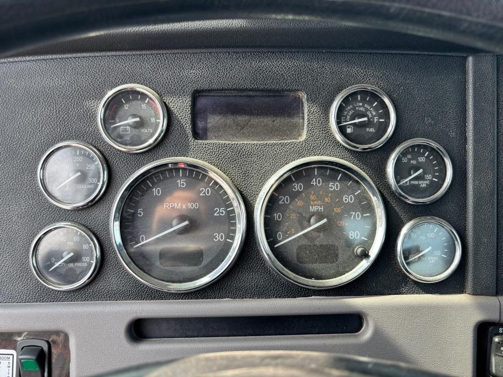 Peterbilt 365  2016