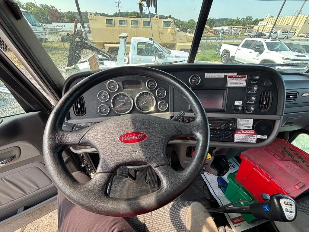 Peterbilt 365  2016