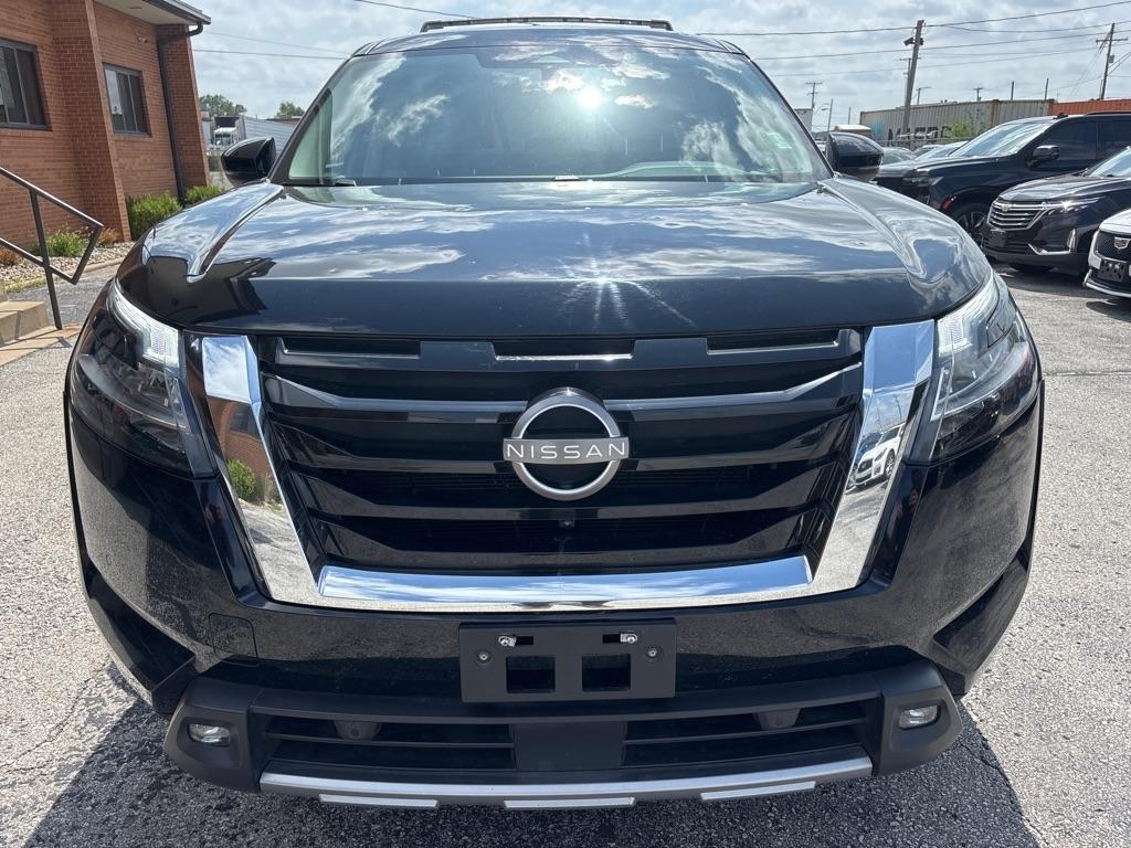 Nissan Pathfinder SL 2WD 2022