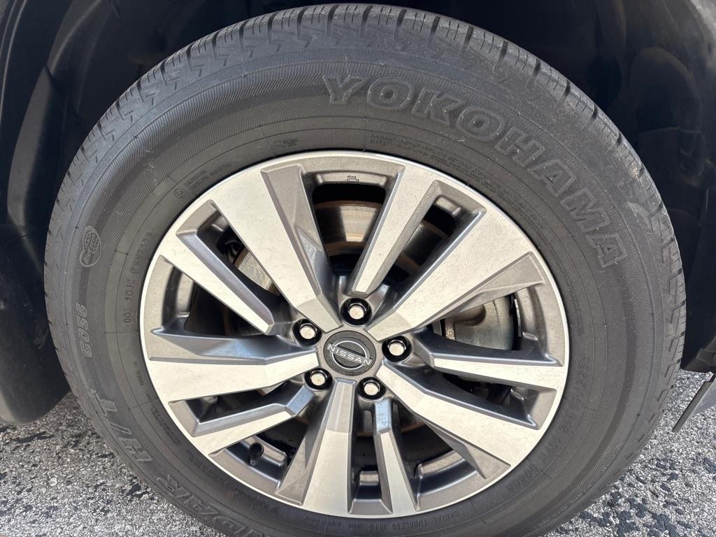 Nissan Pathfinder SL 2WD 2022