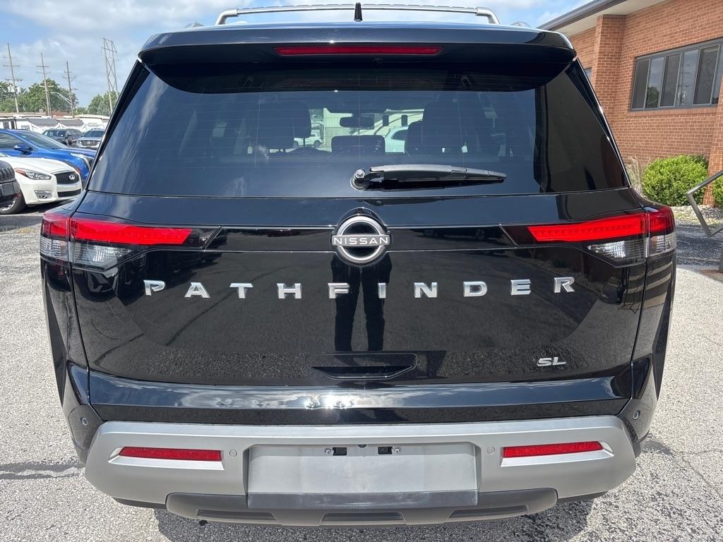 Nissan Pathfinder SL 2WD 2022