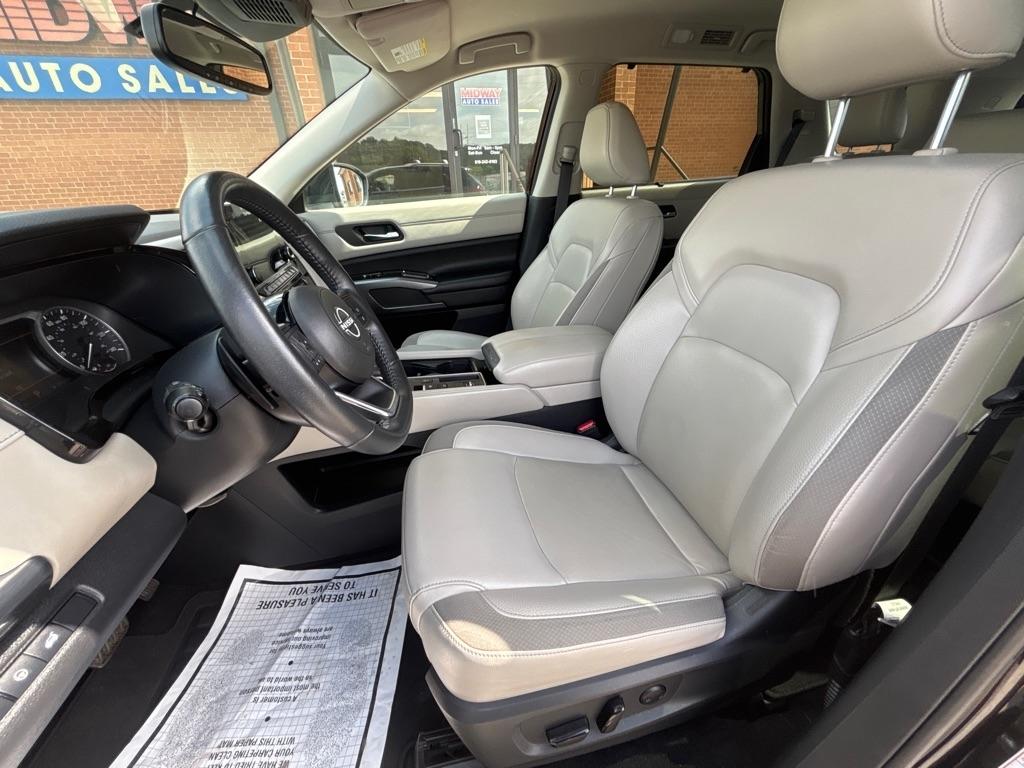Nissan Pathfinder SL 2WD 2022