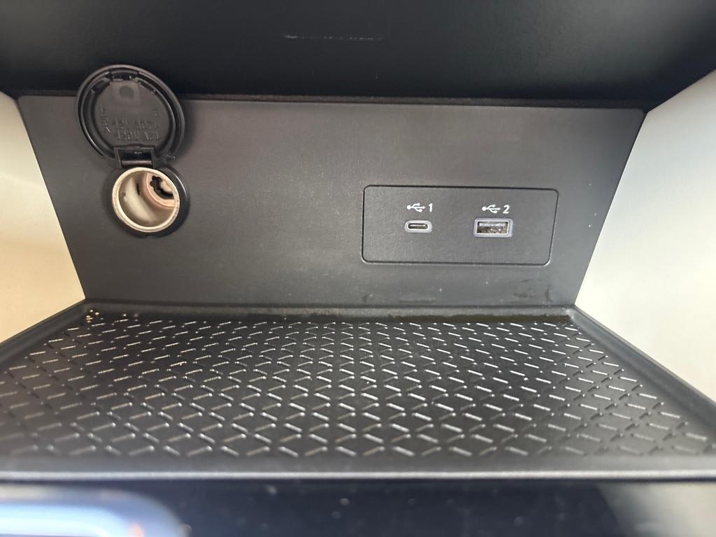 Nissan Pathfinder SL 2WD 2022