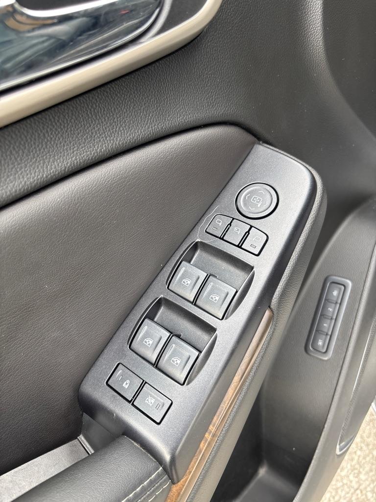 GMC Yukon 4WD 4dr Denali 2019