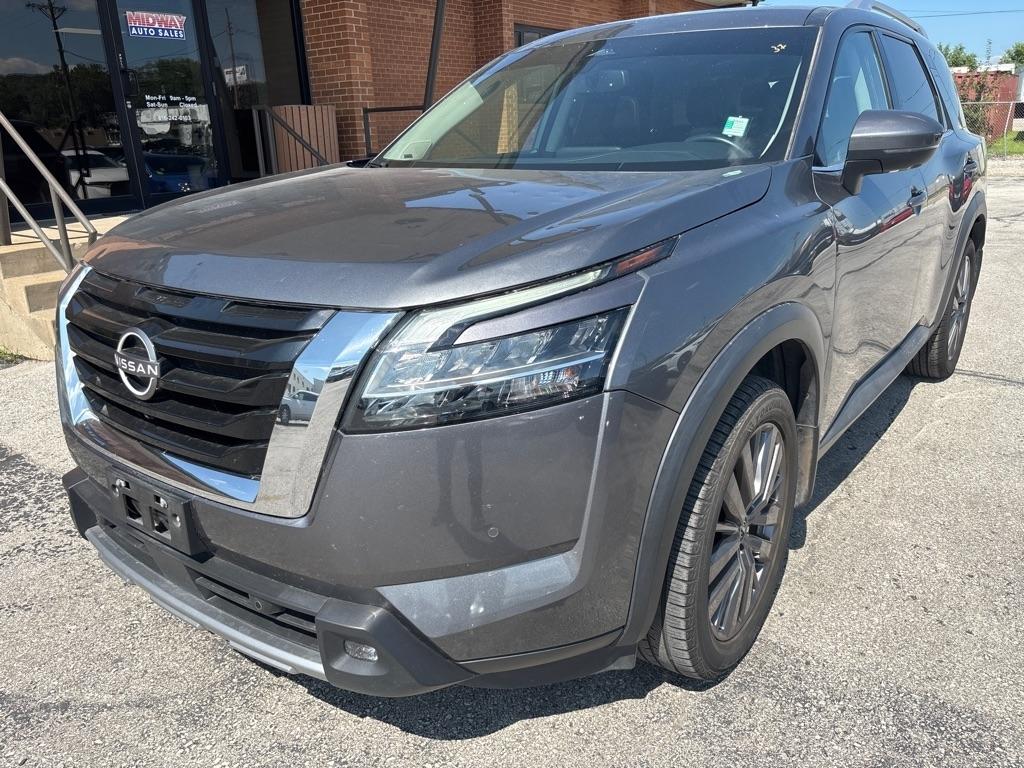Nissan Pathfinder SL 2WD 2022