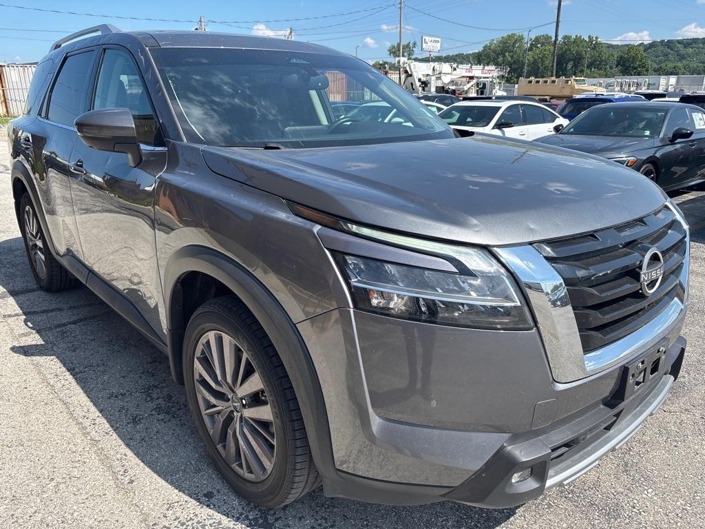 Nissan Pathfinder SL 2WD 2022