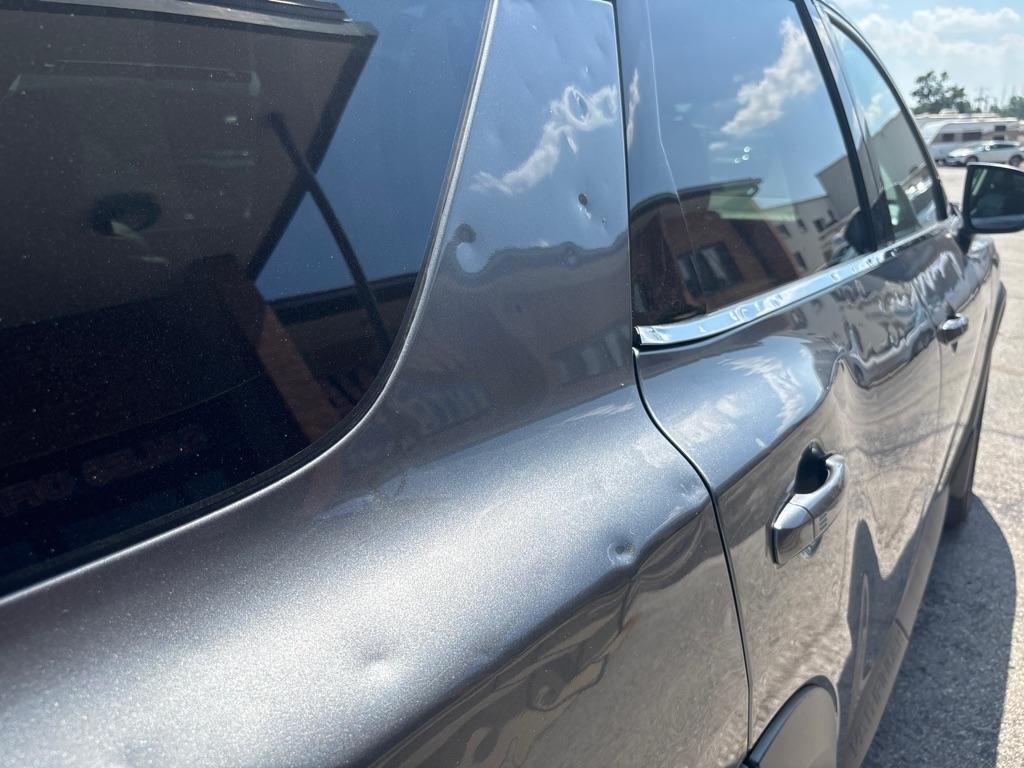 Nissan Pathfinder SL 2WD 2022