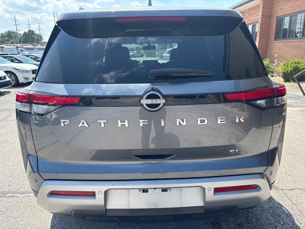 Nissan Pathfinder SL 2WD 2022