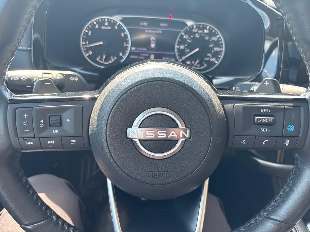 Nissan Pathfinder SL 2WD 2022