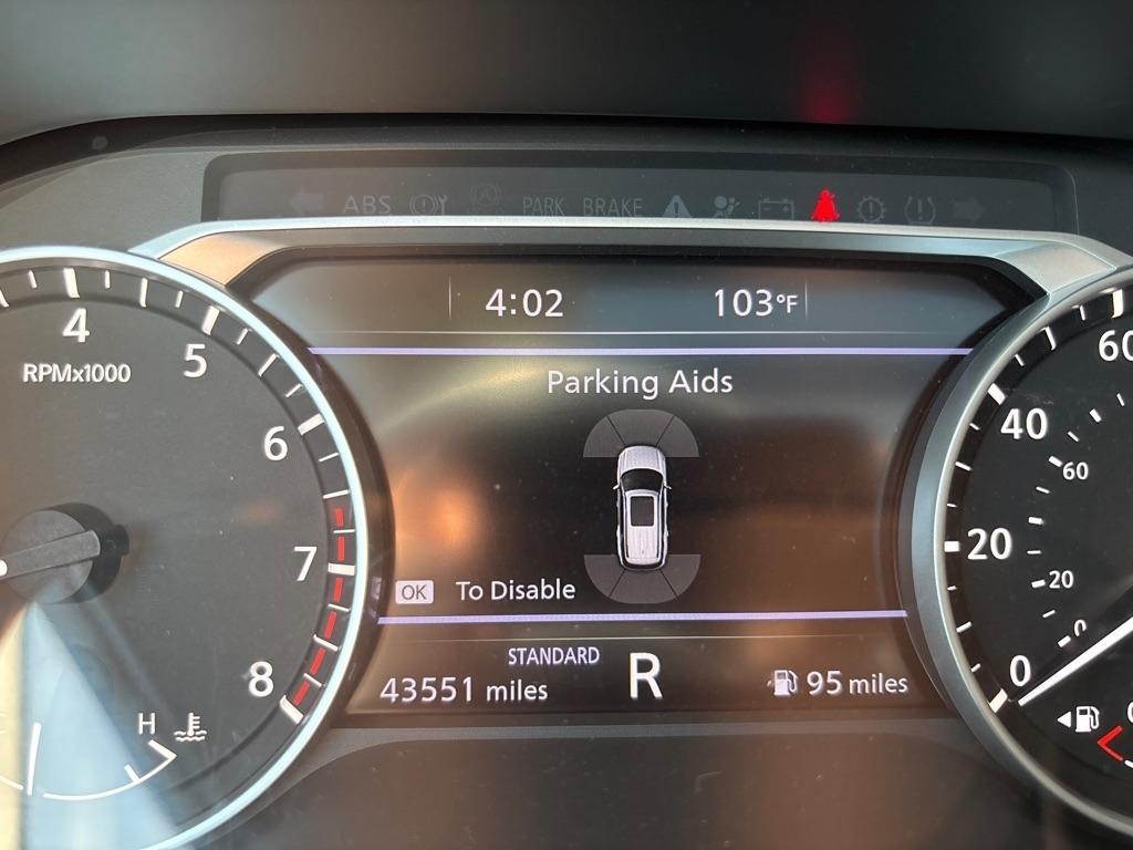 Nissan Pathfinder SL 2WD 2022