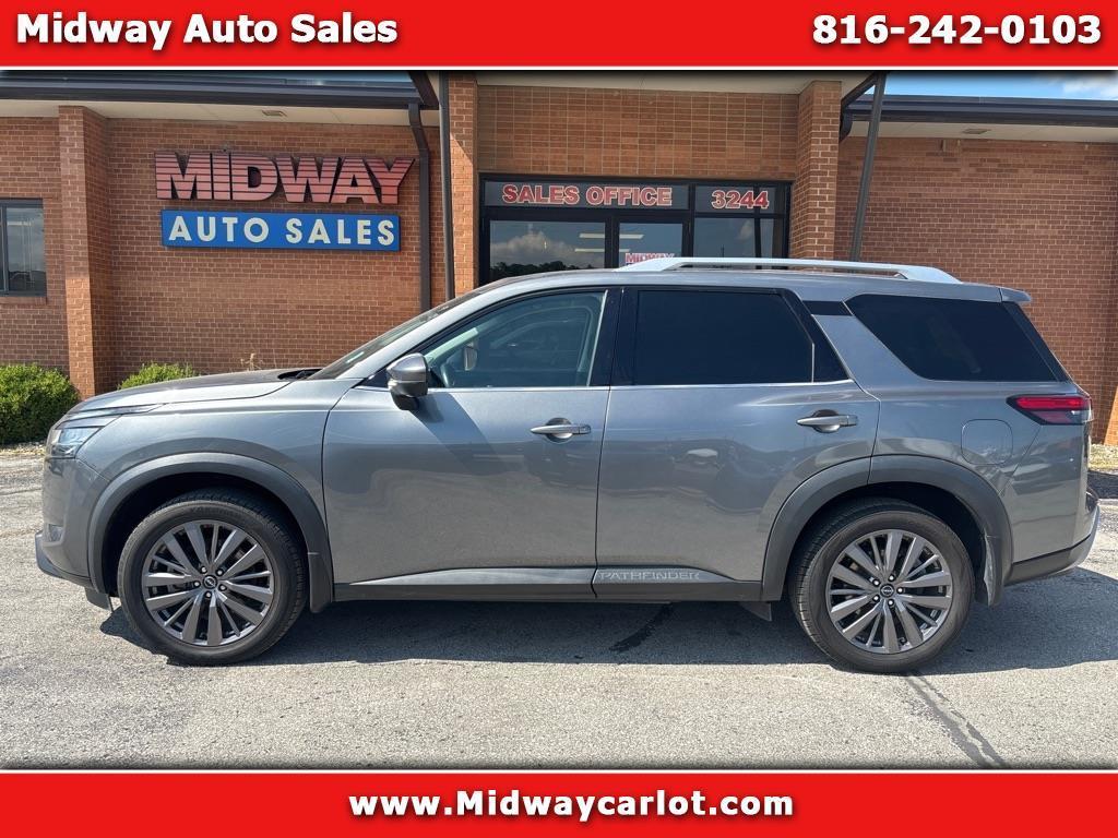 Nissan Pathfinder SL 2WD 2022