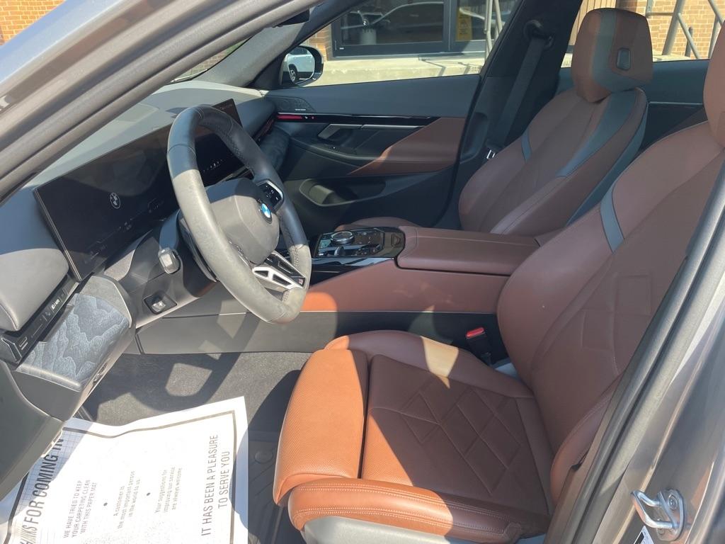 BMW 5 Series 530i xDrive Sedan 2024