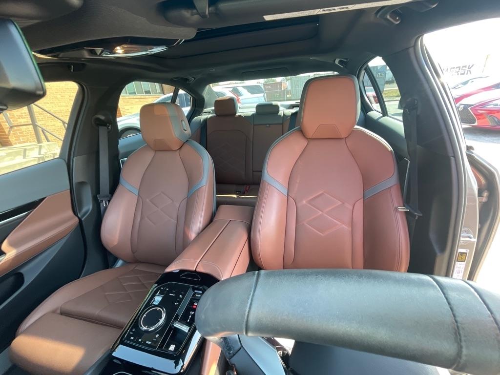 BMW 5 Series 530i xDrive Sedan 2024