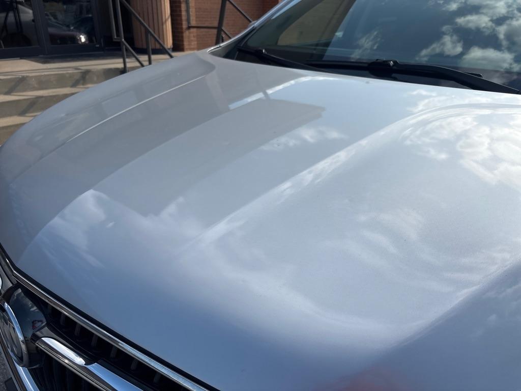 Buick Enclave FWD 4dr Essence 2019
