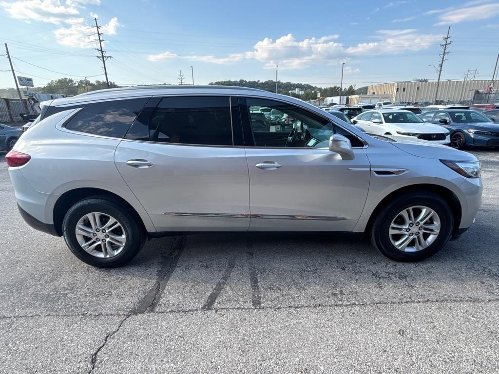 Buick Enclave FWD 4dr Essence 2019