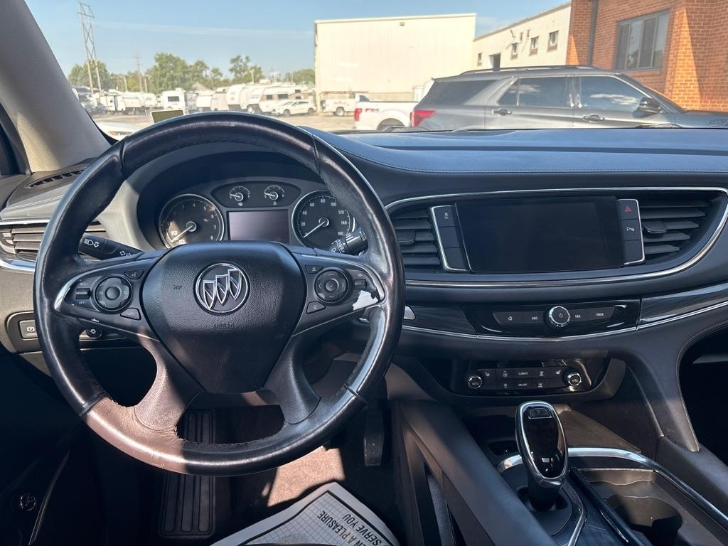 Buick Enclave FWD 4dr Essence 2019