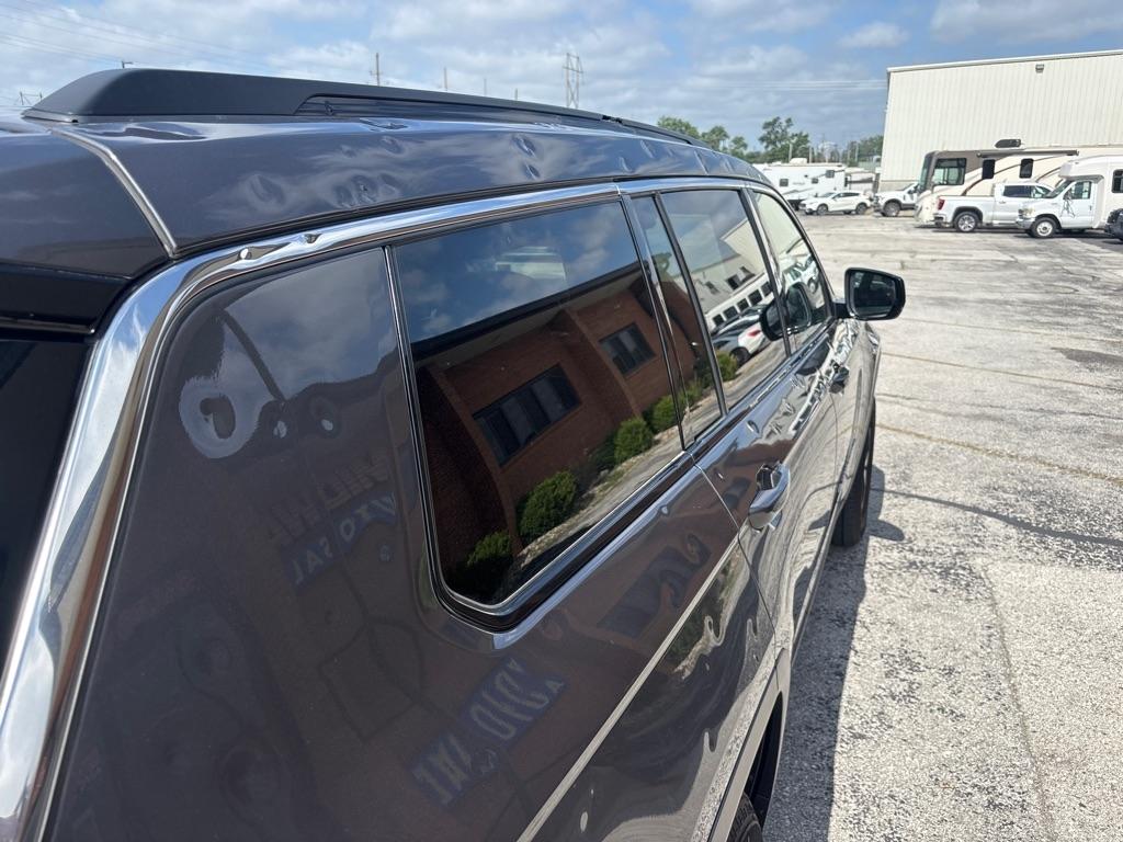 Jeep Grand Cherokee Limited 4x4 2024
